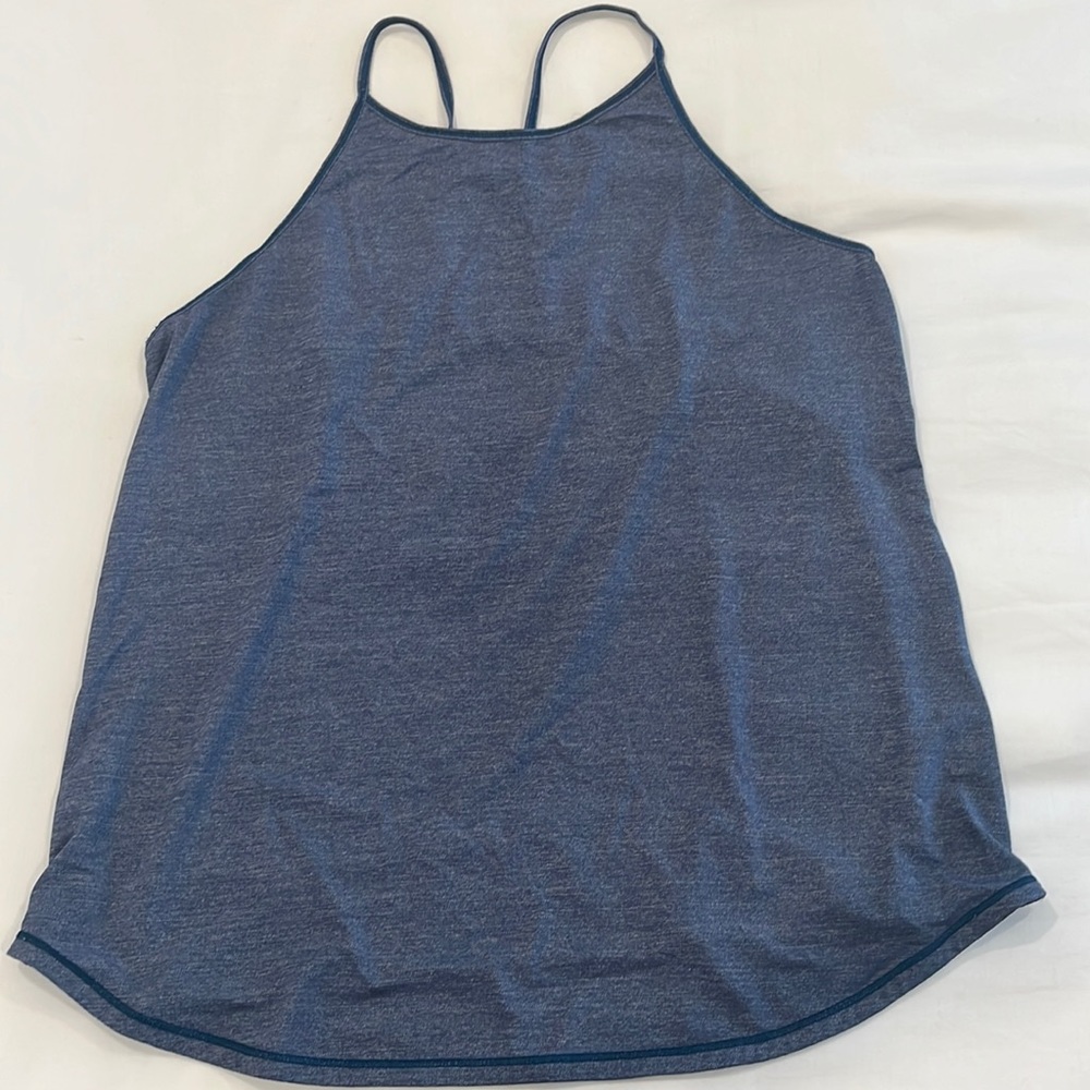 Lululemon workout tank